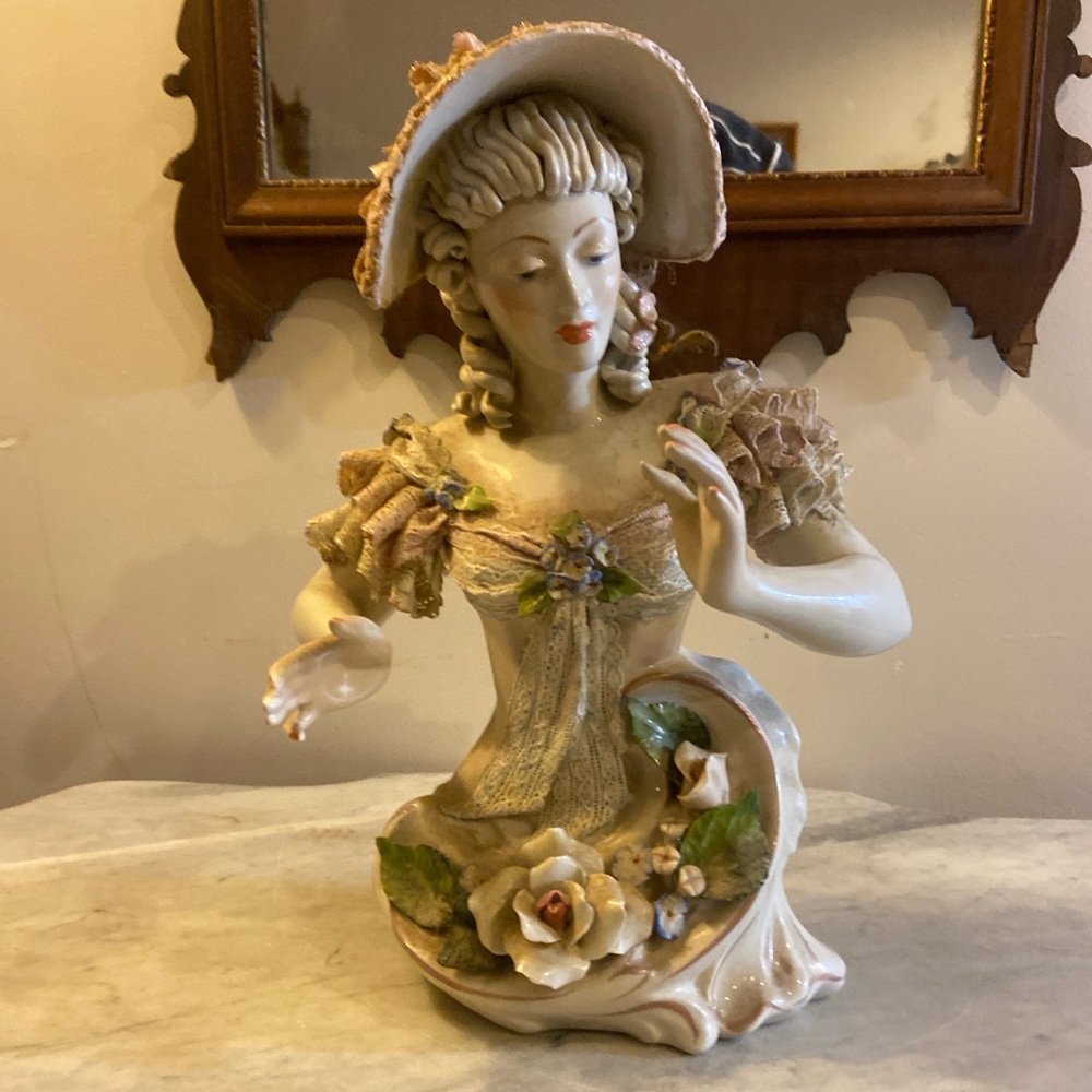 Elegant Cream and Green Porcelain Figurine